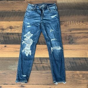 American Eagle Outfitters Mom Jeans